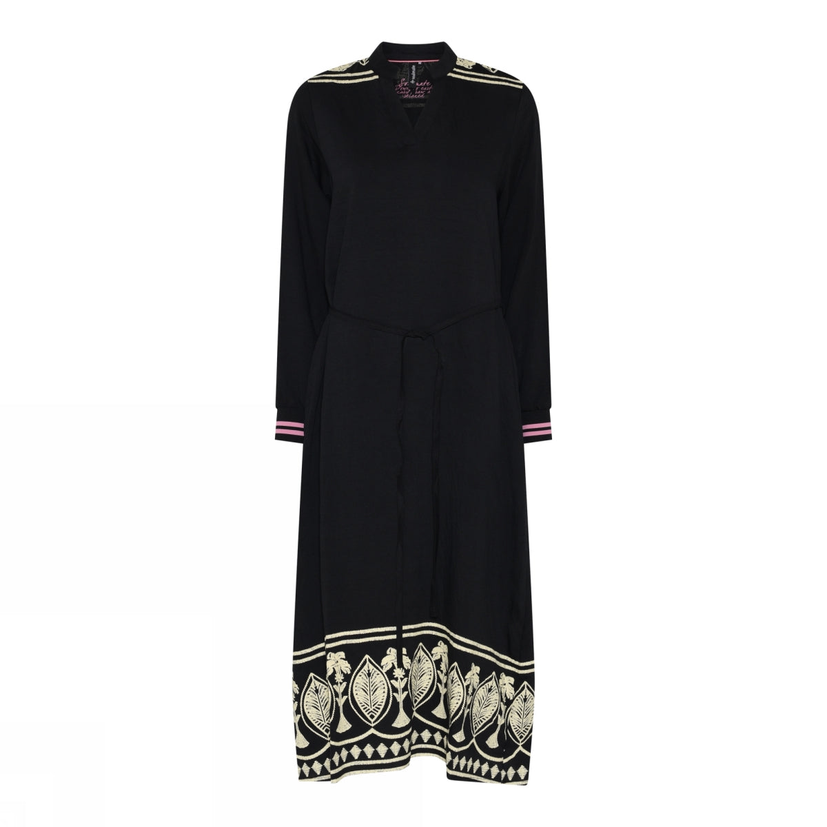 Kaya 2, Black