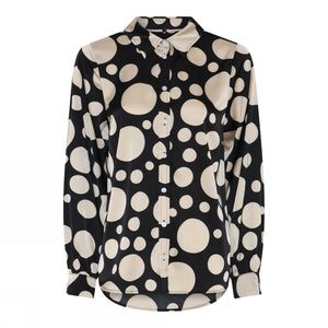 Beate 2, Black